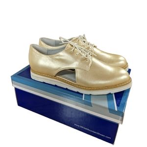 White Mountain Timmy Gold Cut Out Oxford Size 8